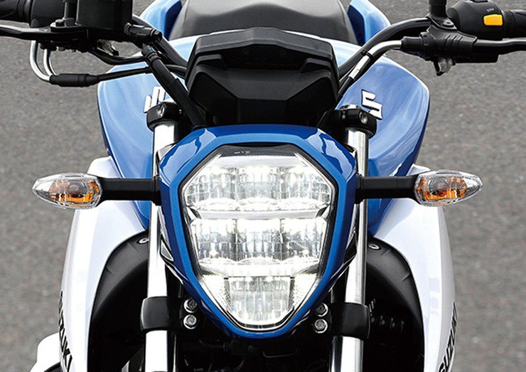Suzuki ra mắt GIXXER 250 2025: Mô tô thể thao uy lực, giá dễ tiếp cận - 2