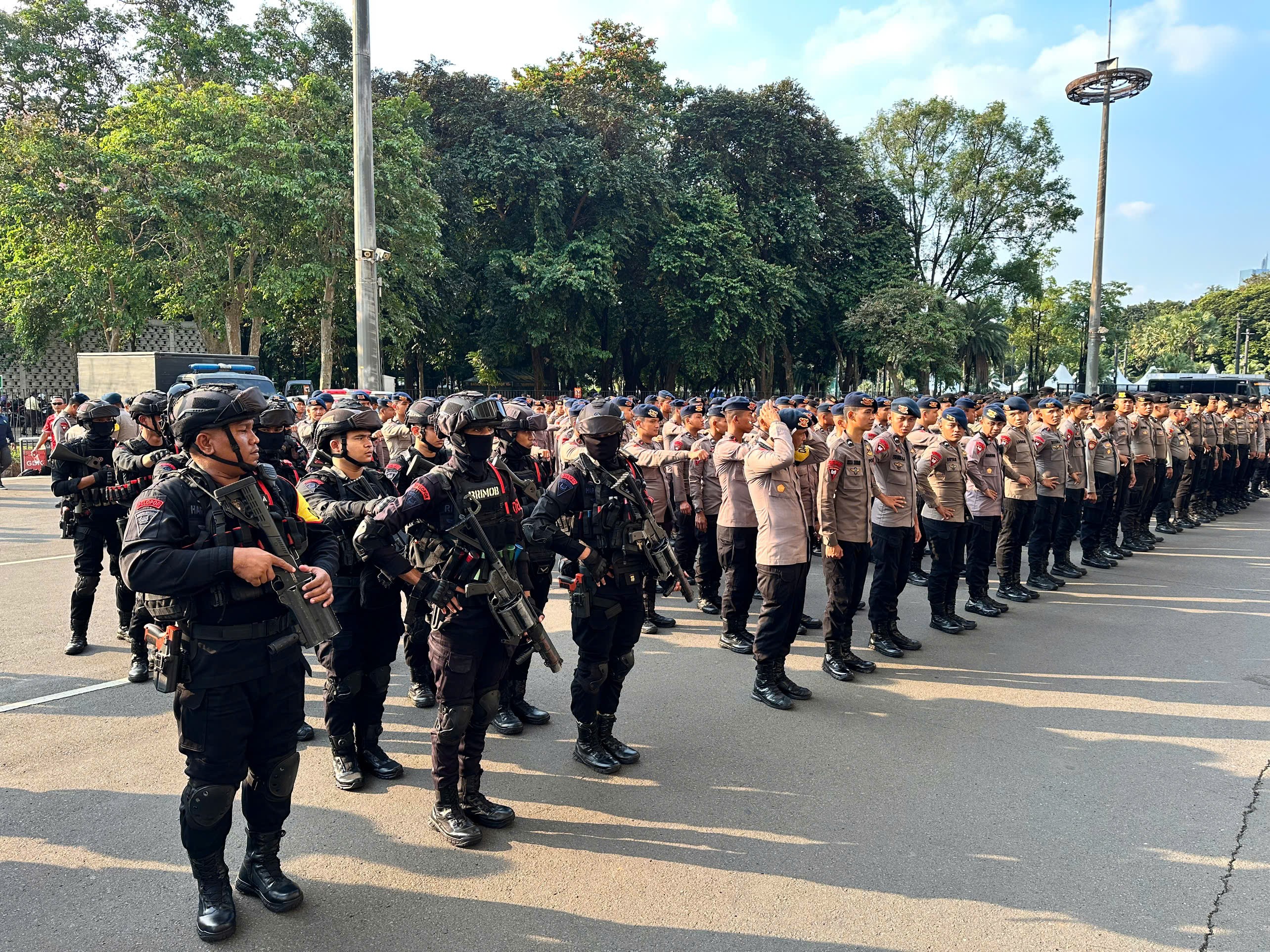 Choáng 1000 cảnh sát bảo vệ trận U23 Việt Nam - U23 Indonesia, fan nô nức vào sân - 6