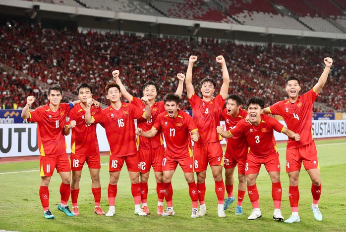 U23 Indonesia thua chung kết, CĐV chỉ trích AFF, chê U23 Việt Nam - 1