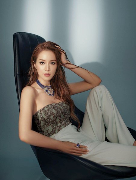 Từ Tử Kỳ là nàng dâu hào môn đắt giá nhất Cbiz. (Ảnh: Baidu).