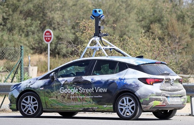 Google Argentina đã phải xóa hình ảnh khỏa thân của người cảnh sát trên khỏi Street View. Ảnh: Nur Photos