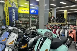 Đại lý xe máy TPHCM loay hoay khi khách ' dè chừng ' xe xăng