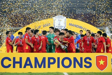 U23 Việt Nam thăng hoa từ "bóng chết": Thầy Kim "mát tay" như Arteta của Arsenal