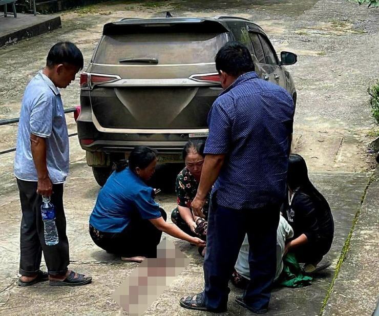 Hiện trường vụ tai nạn thương tâm.