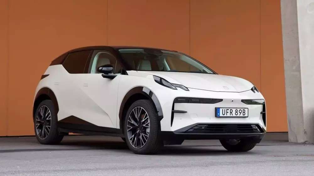 Mẫu SUV chạy điện Lynk & Co Z02.