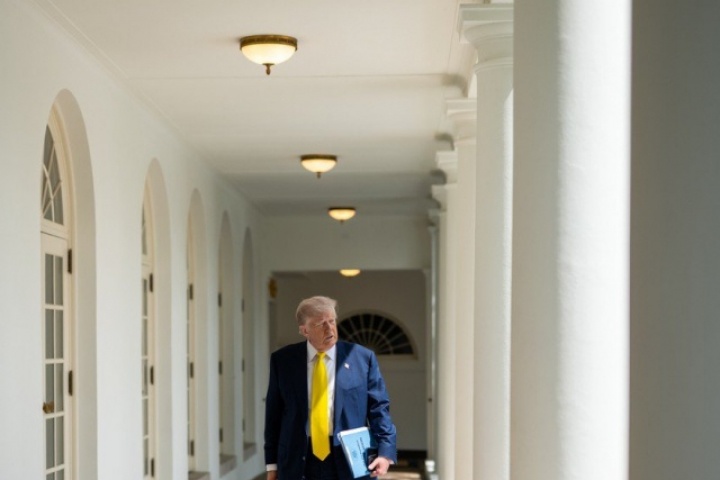 Ông Trump lần nữa điều chỉnh ‘tối hậu thư’ với Nga về Ukraine