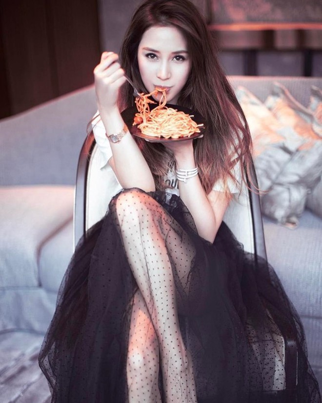 Cuộc sống của nữ diễn viên là dâu hào môn đắt giá nhất showbiz - 10