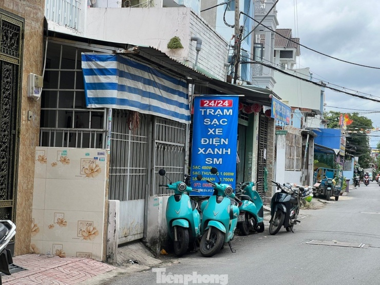Tuy nhiên mô hình này đang được mở tự phát, chưa có các quy định, quy chuẩn của cơ quan chức năng nên vẫn tiềm ẩn rủi ro cháy nổ rất cao nếu nguồn điện quá tải