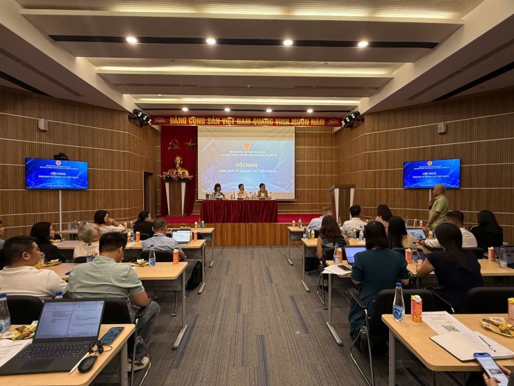Hội nghị giao ban về quảng cáo trên mạng do Cục Phát thanh, Truyền hình và Thông tin điện tử tổ chức chiều 30/7 tại Hà Nội.