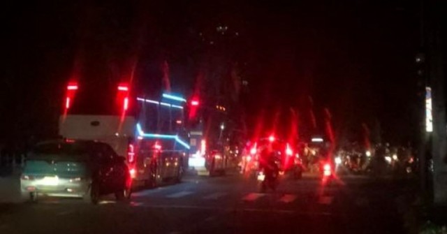 Vì sao TP HCM mất điện trên diện rộng vào giờ c...