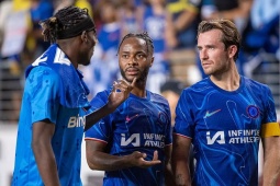 Chelsea đối diện án phạt 52 triệu bảng, vội  " bán tống bán tháo "  7 sao