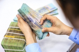 Kinh tế 24h: Ngân hàng Nhà nước phân bổ thêm  ' room '  tín dụng cho các nhà băng