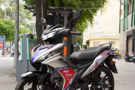Yamaha Exciter 135 bản giới hạn phong cách xe đua cập bến Việt Nam