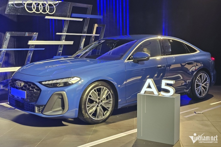 Audi A5 2025 thuộc phân khúc sedan hạng sang cỡ trung và được định vị thay thế cho cả hai dòng A4 và A5 thế hệ cũ. Ảnh: Ngô Minh