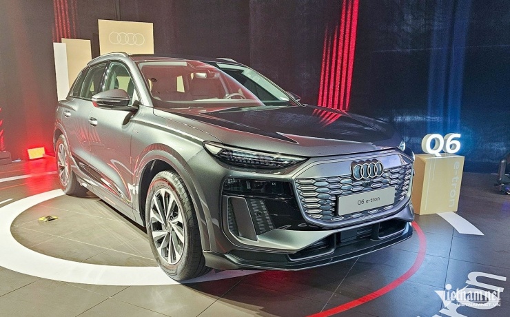 Audi Q6 e-tron là mẫu SUV thuần điện thứ hai của thương hiệu xe sang Đức tại thị trường Việt Nam. Ảnh: Ngô Minh