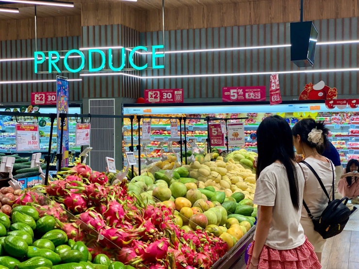 Nhiều loại xoài đang được tung ra thị trường để phụ vụ nhu cầu của người dân.