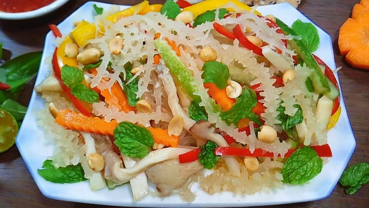 Loại rau có tên lạ, không chỉ cần riêng cho người bị biếu cổ, chứa nhiều dinh dưỡng, chế biến được nhiều món ngon cho cả nhà - 3