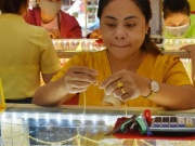 Giá vàng hôm nay, 1-8: Tiếp tục lao dốc