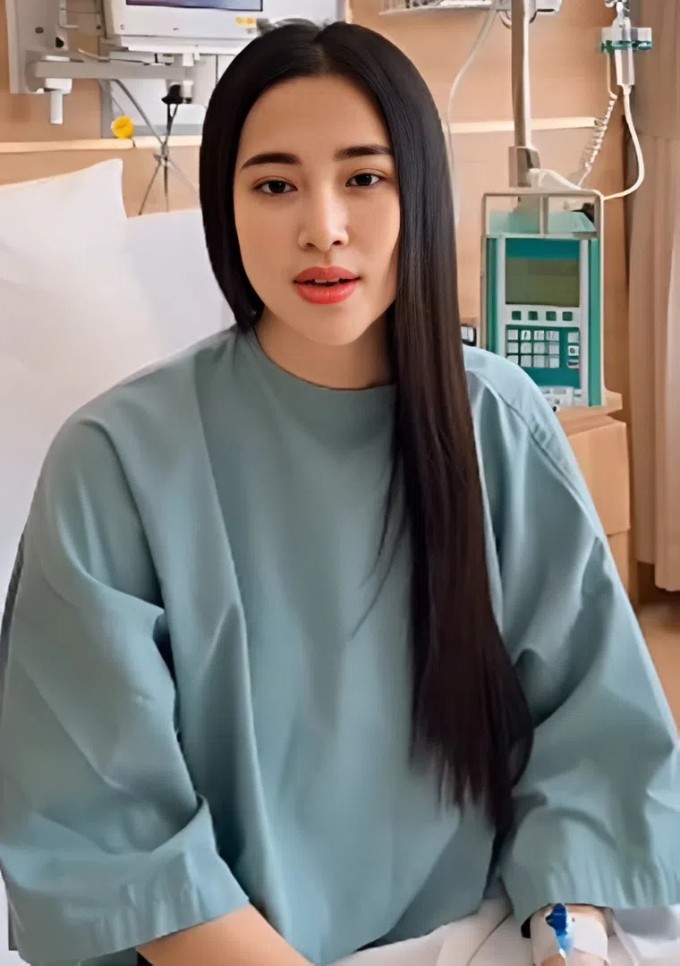 Ca sĩ Tố My nhập viện điều trị bệnh phình động mạch não, hôm 31/7.