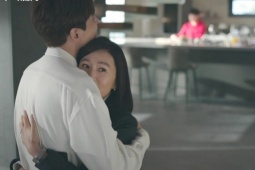 Vợ cắm sừng, chồng không biết vẫn hợp tác lừa mua nhà