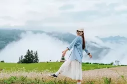 Thảo nguyên Suôi Thầu có gì khiến du khách ví như  tiểu châu Âu  giữa núi?