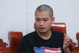 13 tiếng trôi dạt trên biển của hai bố con ở Nghệ An