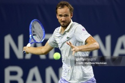 Nóng nhất thể thao tối 1/8: Medvedev hành động gây tranh cãi khi bị loại ở Canadian Open