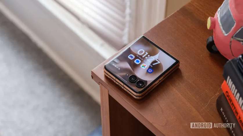 Motorola Razr 60 Ultra.