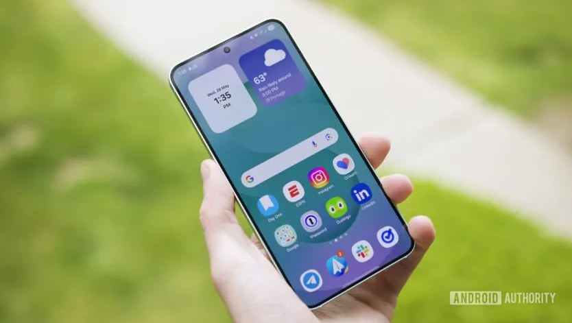 Samsung Galaxy S25.