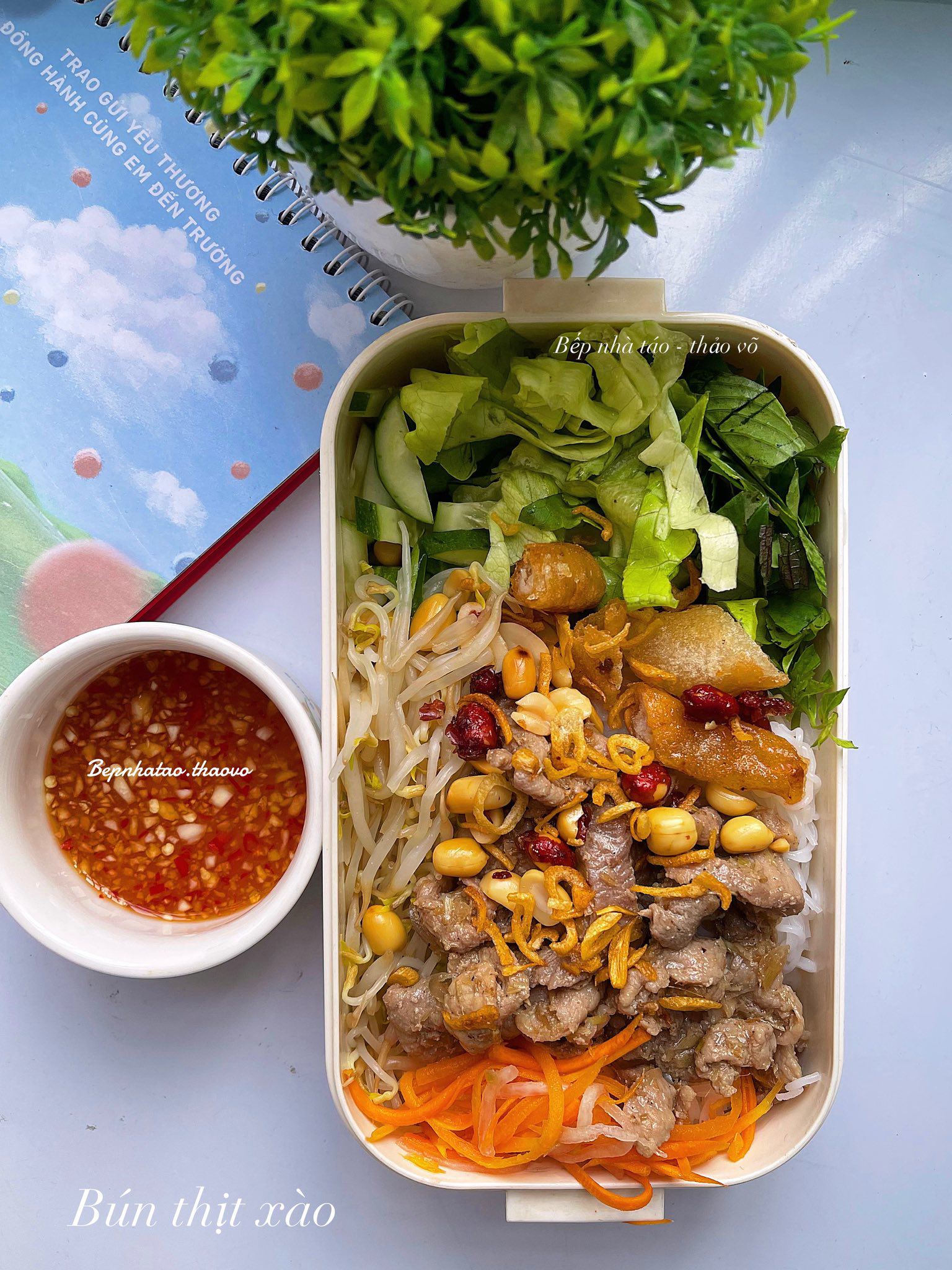 Bún thịt xào&nbsp;
