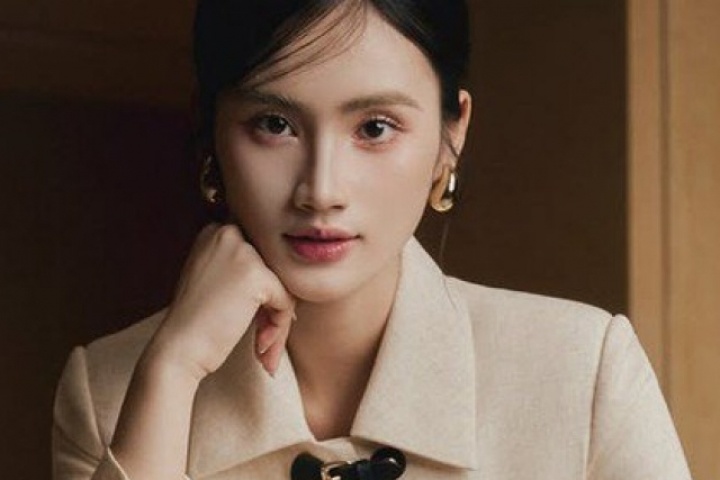 Hoa hậu Ý Nhi rời showbiz