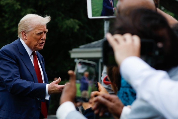 Ông Trump nói về vị trí của hai tàu ngầm hạt nhân điều đi sau phát ngôn của ông Medvedev