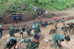 Tìm thấy 5 thi thể bị lũ cuốn trôi ở Điện Biên