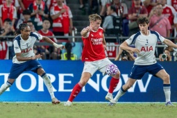 Arsenal như  " khẩu pháo không biết nạp đạn " : Chờ Gyokeres giải bài toán khó