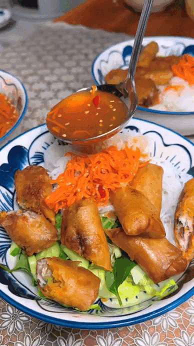Mới đây, quản lý của Huỳnh Anh Tuấn chia sẻ hình ảnh nam nghệ sĩ đang nghỉ ngơi theo dõi tình hình sức khỏe.
