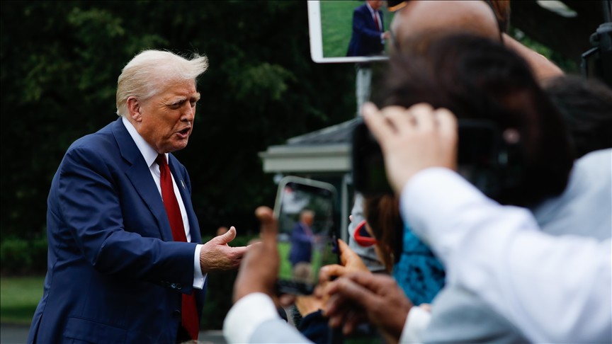 Tổng thống Mỹ Donald Trump gần đây đã ra lệnh triển khai hai tàu ngầm hạt nhân tới gần Nga. Ảnh: Anadolu.