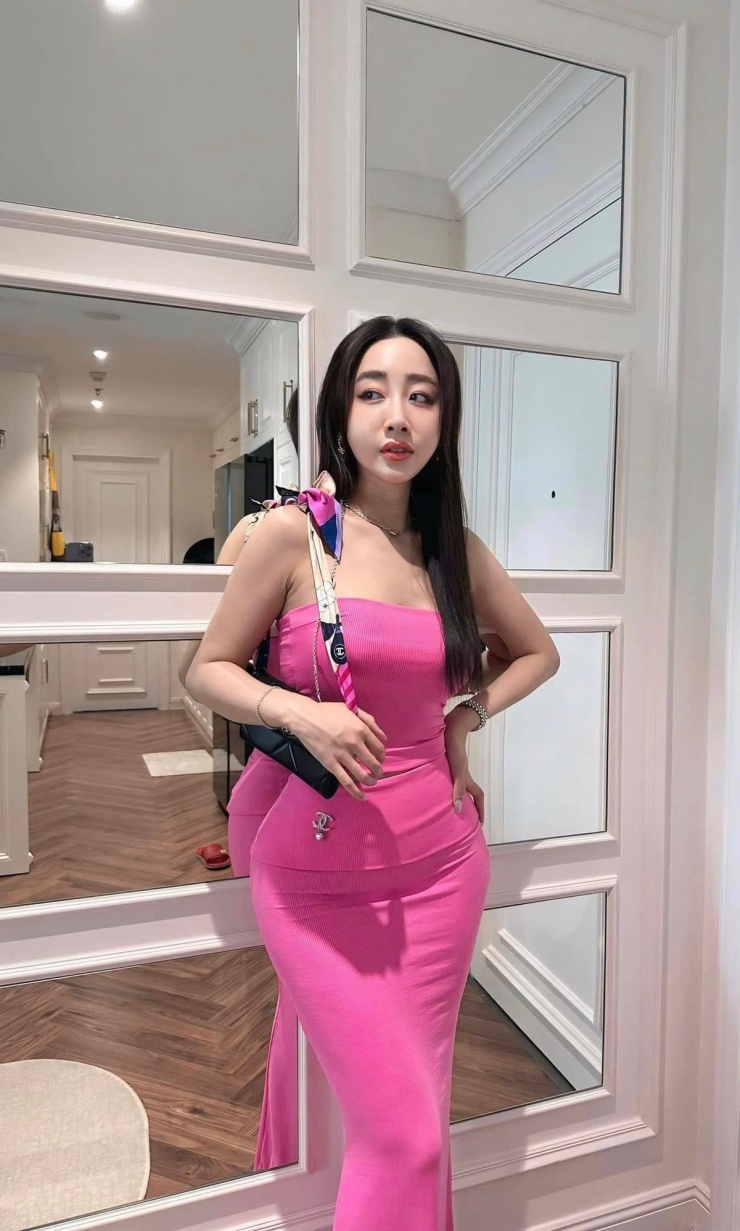 Đời thường, nữ diễn viên là người phụ nữ khá bản lĩnh, tự chủ về kinh tế. Cô hài lòng về cuộc sống cũng như tình cảm hiện tại. Ảnh: FB Nguyễn Thuỳ Anh