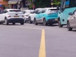 Đường phố Hà Nội khác lạ khi bỏ dải phân cách cứng