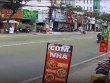 Nhân chứng kể khoảnh khắc ôtô tông gãy trụ điện, tài xế bất tỉnh trong xe