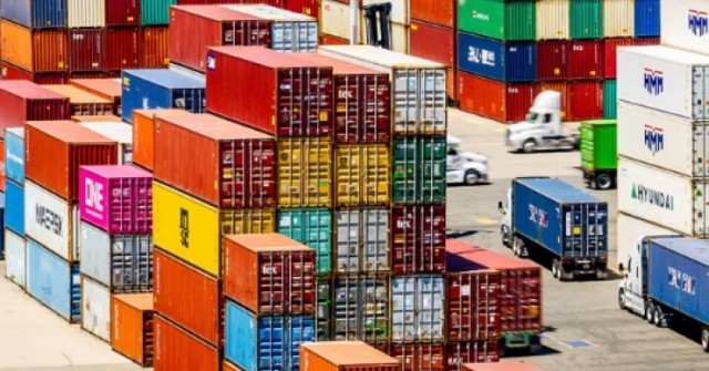 Mỹ áp thuế nhập khẩu cao chưa từng có: Canh bạc...