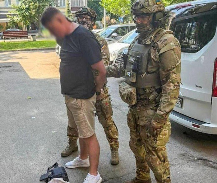 Ukraine bắt giữ một nghi phạm bị cáo buộc liên quan đến đường dây tham nhũng quy mô lớn. Ảnh: NABU/Telegram