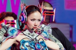Đội Phương Ly chi 400 triệu đồng làm trang phục thi  ' Em xinh say hi ' 