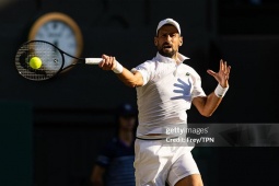 Djokovic lập kỷ lục tệ nhất tại Grand Slam sau 15 năm, vẫn khiến đàn em nể phục