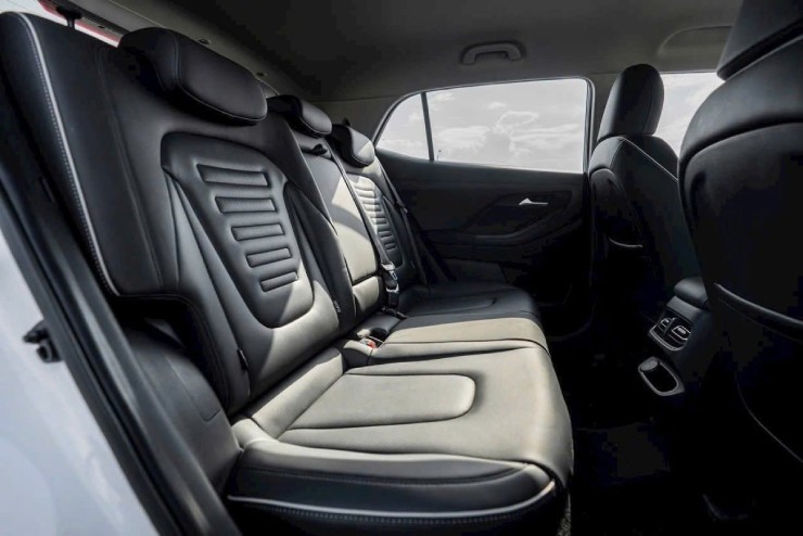 Soi chi tiết 2025 Hyundai Creta giá từ 599 triệu đồng đắt như “tôm tươi” - 11