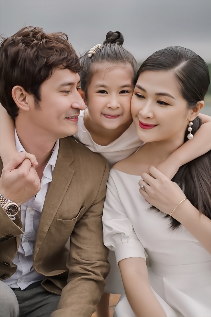 Huy Khánh và Mạc Anh Thư tuyên bố ly hôn trong sự tiếc nuối của khán giả. Ảnh: FBNV.