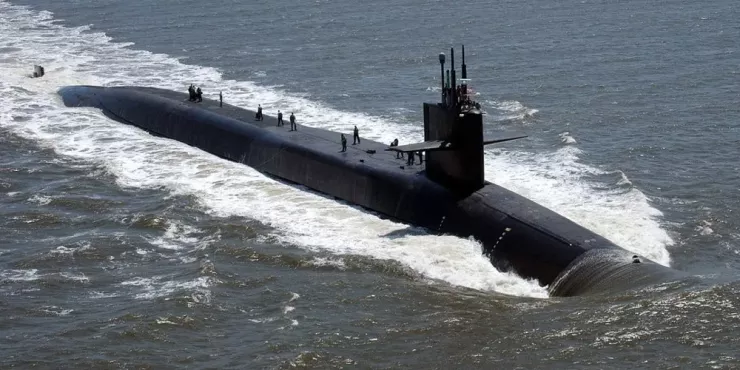 Tàu ngầm mang tên lửa hành trình lớp Ohio USS Florida (SSGN 728). Florida là chiếc thứ hai trong bốn tàu ngầm SSBN được chuyển đổi thành tàu ngầm mang tên lửa hành trình SSGN. Ảnh: US NAVY