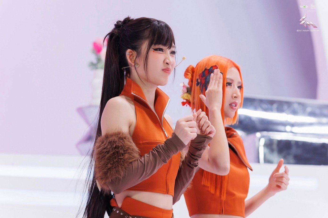 Em Xinh Say Hi: Thí sinh bùng nổ nhan sắc nhờ "phù thủy concept" Quỳnh Anh Shyn - 10