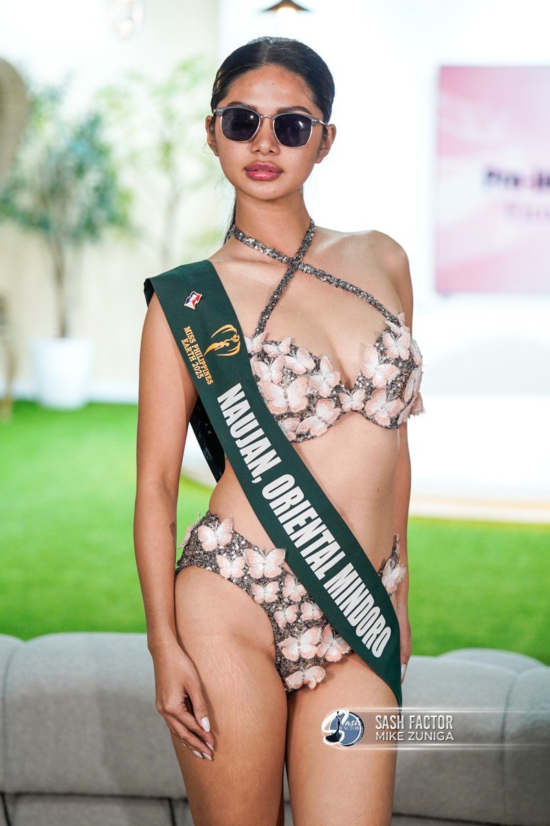 Thí sinh Hoa hậu Trái Đất để mặt mộc diễn bikini - 14