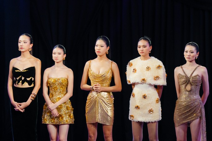5 thí sinh nguy hiểm (từ trái qua): Vũ Mỹ Ngân, Nàng Mơ, Giang Phùng, Mi Lan và Diệp Lục.