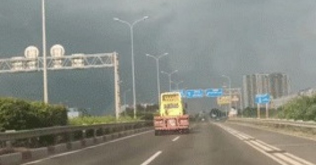 Bất ngờ với lời khai của tài xế lái xe lạng lác...